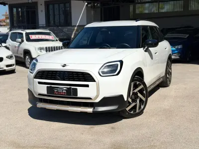 Usata Mini Countryman Favoured 156 CV (114 kW) 2024 Bianco SUV