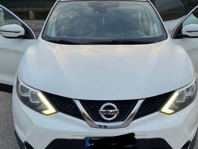 usata Nissan Qashqai 1.5 dci Tekna 110cv