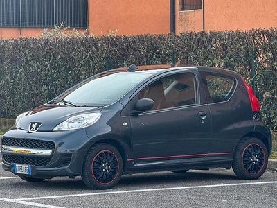 Usata Peugeot 107 68 CV (50 kW) 2011 Nero Utilitaria