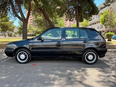 Usata VW Golf III 101 CV (74 kW) 1996 Nero Berlina