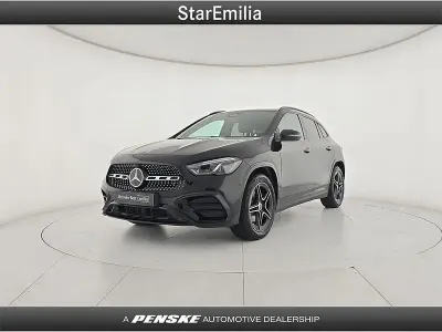 Usata Mercedes GLA200 AMG Line Premium Plus 163 CV (119 kW) 2023 Nero SUV