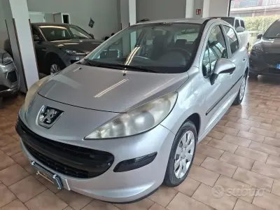 Usata Peugeot 207 73 CV (53 kW) 2006 Grigio Berlina