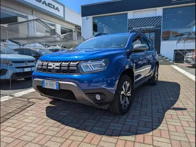 Usata Dacia Duster Journey 100 CV (73 kW) 2023 Blu scuro SUV