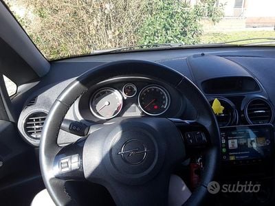 Usata Opel Corsa 2014 Grigio Utilitaria