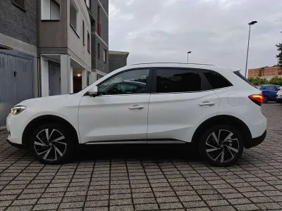 Usata MG ZS Luxury 102 CV (75 kW) 2025 Bianco SUV