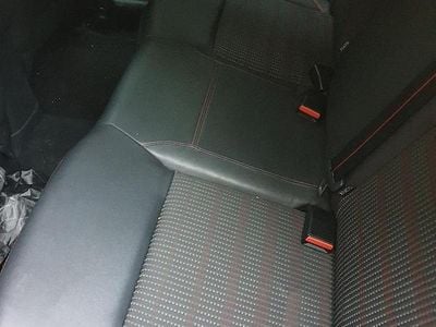 Usata Peugeot 208 GT-line 100 CV (73 kW) 2016 Bianco Utilitaria