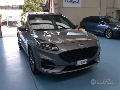Occasion Ford Kuga ST-Line 120 ch (88 kW) 2022 Gris SUV