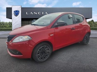 Usata Lancia Ypsilon 69 CV (50 kW) 2019 Rosso Utilitaria