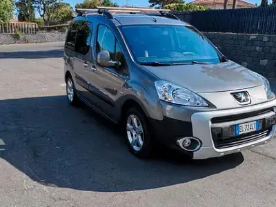 Usata Peugeot Partner 92 CV (67 kW) 2012 Monovolume