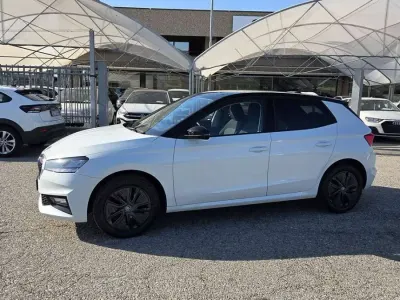Usata Skoda Fabia 95 CV (69 kW) 2025 Bianco luna Utilitaria
