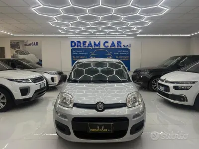 Usata Fiat Panda Lounge 69 CV (50 kW) 2019 Grigio Utilitaria