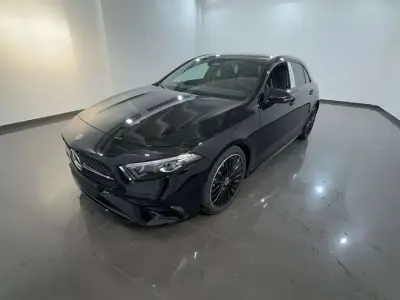 Uusi Mercedes A200 AMG line 150 HP (110 kW) 2026 Musta Sedan