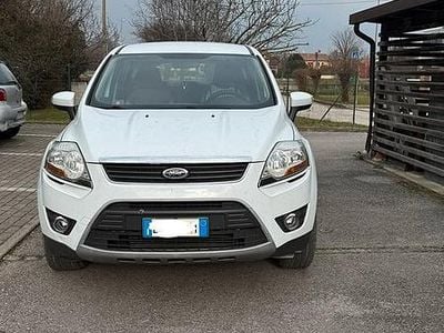 Begagnad Ford Kuga 140 HK (102 kW) 2012 Vit SUV