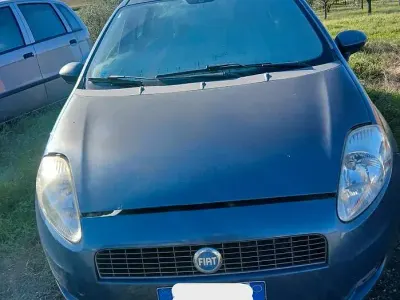 Usata Fiat Grande Punto 65 CV (47 kW) 2008 Blu Utilitaria