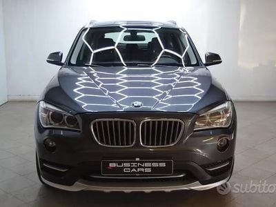 Begagnad BMW X1 Sport Line 184 HK (135 kW) 2015 Grå SUV
