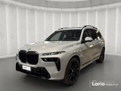 Usata BMW X7 M Sport 381 CV (280 kW) 2024 Grigio SUV