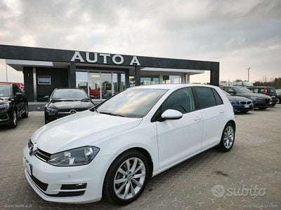 Usata VW Golf VII Highline 110 CV (80 kW) 2016 Bianco Berlina