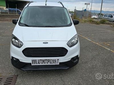 Usata Ford Tourneo Courier 75 CV (55 kW) 2018 Bianco Monovolume