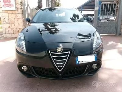 Usata Alfa Romeo Giulietta Distinctive 120 CV (88 kW) 2016 Nero Utilitaria