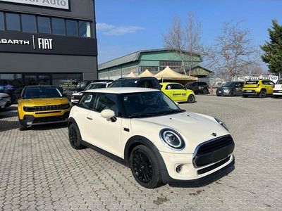 Usata Mini ONE 75 CV (55 kW) 2019 Bianco Utilitaria