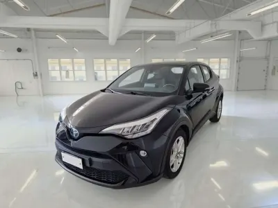 Usata Toyota C-HR Business Edition 98 CV (72 kW) 2022 Nero SUV