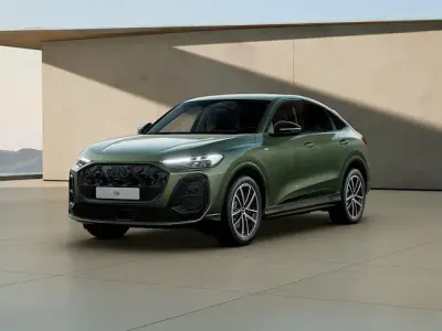 Nuova Audi Q5 Sportback Advanced 204 CV (150 kW) 2025 Verde district metallizzato SUV