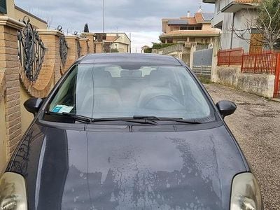Usata Fiat Punto 2012 Grigio Berlina