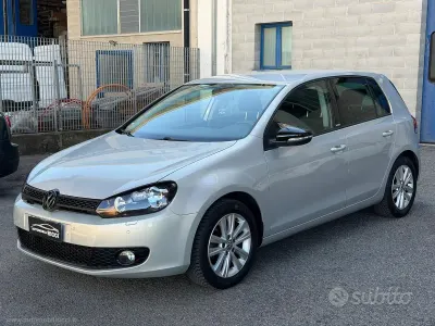 Usata VW Golf VII Style 105 CV (77 kW) 2012 Grigio Berlina