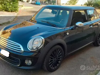 Usata Mini One D 90 CV (66 kW) 2011 Nero Utilitaria