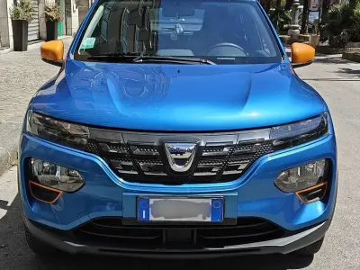 Usata Dacia Spring Comfort Plus 33 kW (45 CV) 2021 Utilitaria
