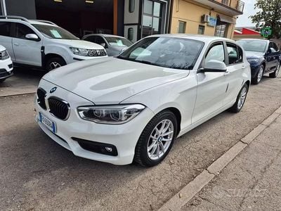 Usata BMW 116 Advantage 109 CV (80 kW) 2019 Bianco Utilitaria