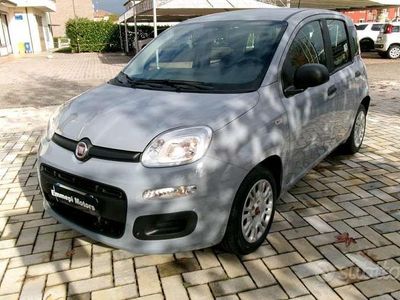 Usata Fiat Panda S 70 CV (51 kW) 2021 Grigio finanza Berlina