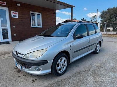 Usata Peugeot 206 75 CV (55 kW) 2002 Grigio Station wagon