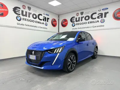 Usata Peugeot 208 GT-line 101 CV (74 kW) 2020 Blu Utilitaria