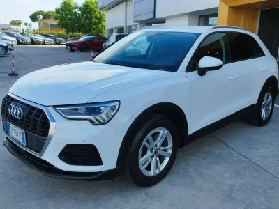 Usata Audi Q3 Business 150 CV (110 kW) 2023 Bianco SUV