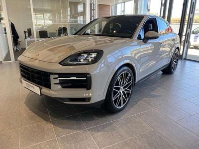 Usata Porsche Cayenne 470 CV (345 kW) 2024 Grigio SUV