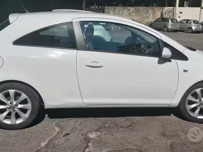 Usata Opel Corsa 86 CV (63 kW) 2012 Bianco Utilitaria