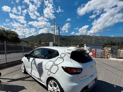 Usata Renault Clio IV R.S. 200 CV (147 kW) 2018 Bianco Berlina