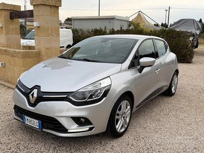 Usata Renault Clio IV Intens 75 CV (55 kW) 2018 Grigio Berlina