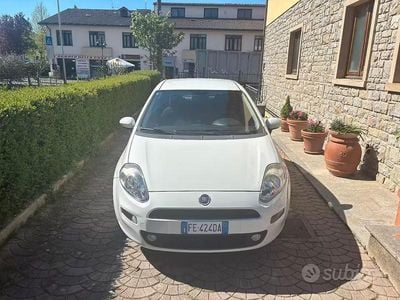 Usata Fiat Punto 69 CV (50 kW) 2016 Bianco Utilitaria