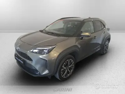 Usata Toyota Yaris Cross Lounge 116 CV (85 kW) 2024 Bronzo SUV