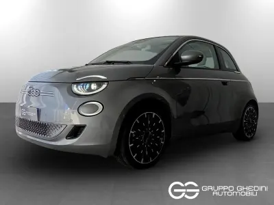 Usata Fiat 500e La Prima 42 kW (58 CV) 2021 Grigio Berlina