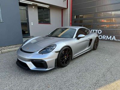 Porsche 718 Cayman