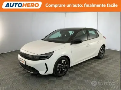 Usata Opel Corsa 101 CV (74 kW) 2024 Bianco Utilitaria