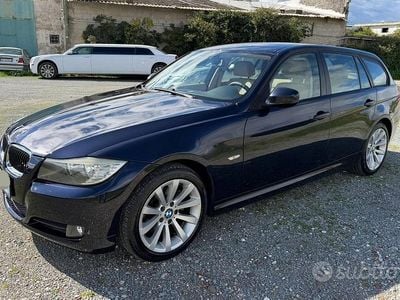 Usata BMW 320 176 CV (129 kW) 2010 Blu Station wagon