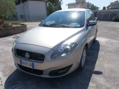 Usata Fiat Croma Dynamic 120 CV (88 kW) 2010 Grigio Station wagon