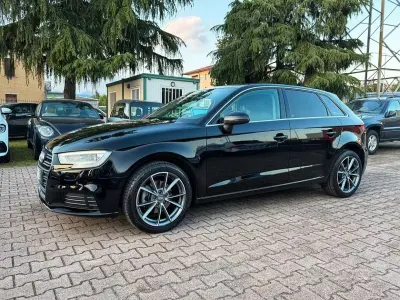 Usata Audi A3 116 CV (85 kW) 2019 Nero Berlina