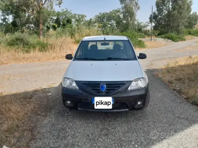 Usata Dacia Logan 68 CV (50 kW) 2010 Bianco Berlina