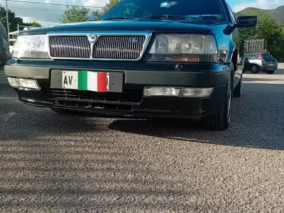 Usata Lancia Thema 152 CV (111 kW) 1994 Nero Berlina