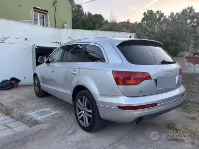 Usata Audi Q7 233 CV (171 kW) 2007 Grigio SUV